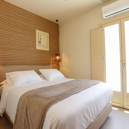 Life Suites Tourlos Quarto foto